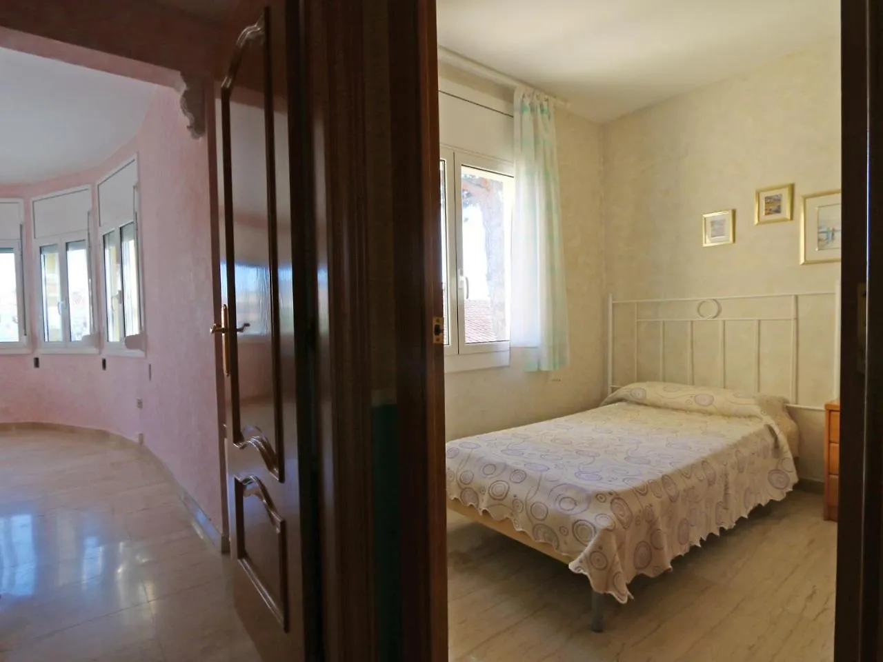 House With Pool And Sea Views Villa Alella